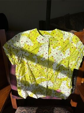 Oilily Lime Green and White Floral Button-Front Blouse